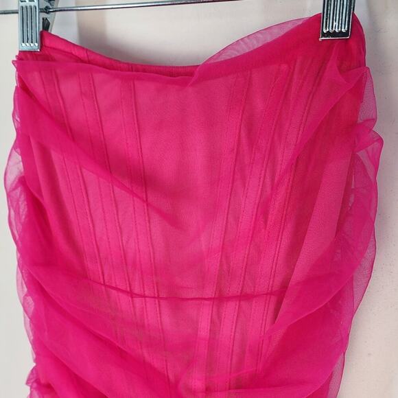 NWT Pretty Little Thing Bright Neon Pink Mini Dress Size 4 Boning Ruching Y2K - Picture 4 of 9